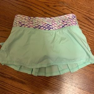 Ivivva girls skirt, lime green